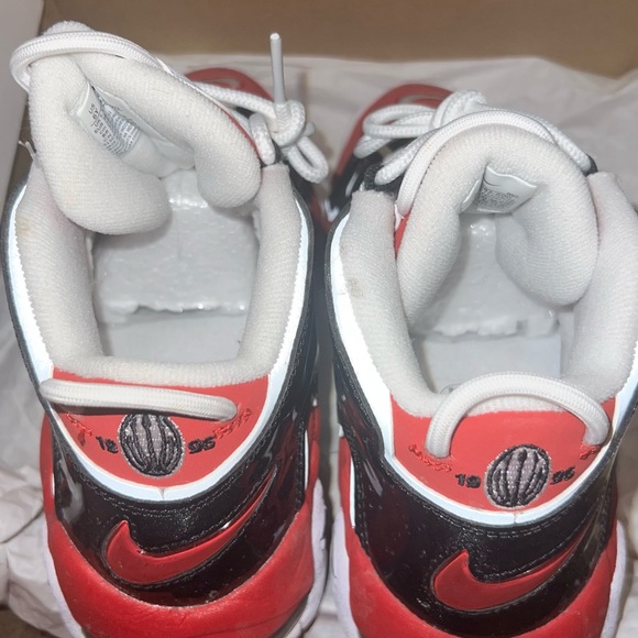 Nike uptempos - Picture 5 of 6